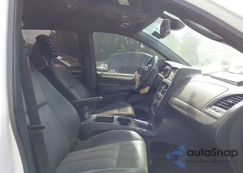 2019 Dodge Grand Caravan Gt z USA, uszkodzony, nr VIN 2C4RDGEG7KR594590